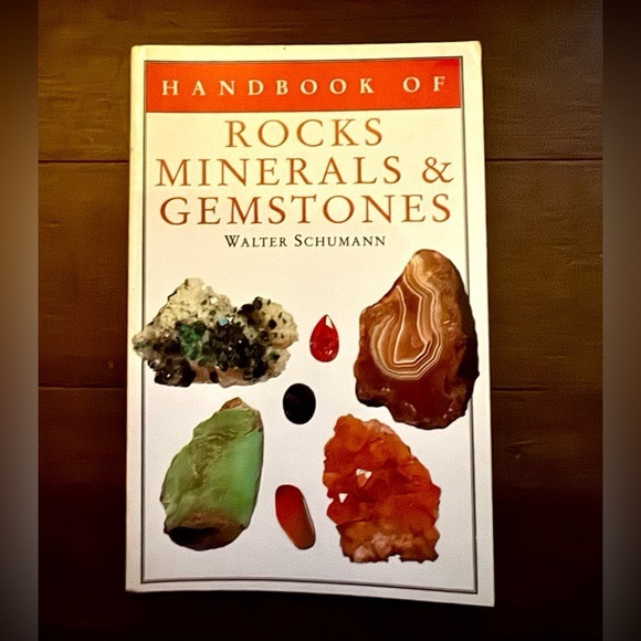 Handbook of Rocks Minerals & Gemstones  White Cover - Picture 2 of 3